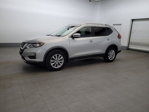 Used 2018 Nissan Rogue SV AWD/4WD image 2