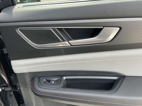 New 2026 Volkswagen Atlas Peak Edition AWD/4WD image 11