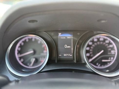 Used 2018 Toyota Camry LE FWD image 14