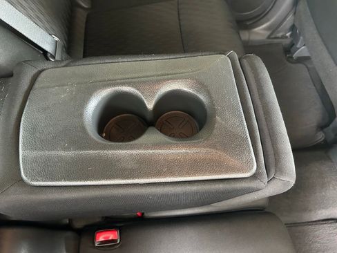 Used 2018 Nissan Rogue SV FWD image 28
