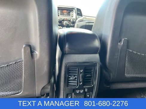 Used 2016 Jeep Grand Cherokee Limited AWD/4WD image 26