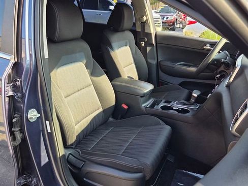 Used 2020 Kia Sportage LX image 16