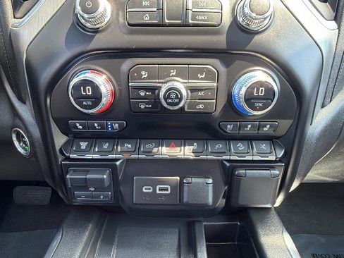 Used 2023 GMC Sierra 2500 Denali w/ Technology Package image 21