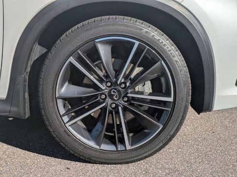 Certified 2025 INFINITI QX55 Essential AWD/4WD image 10