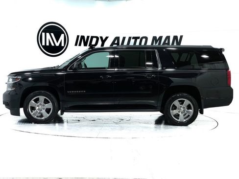 Used 2017 Chevrolet Suburban LT image 7