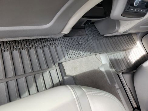 Used 2017 Chevrolet Traverse Premier image 7