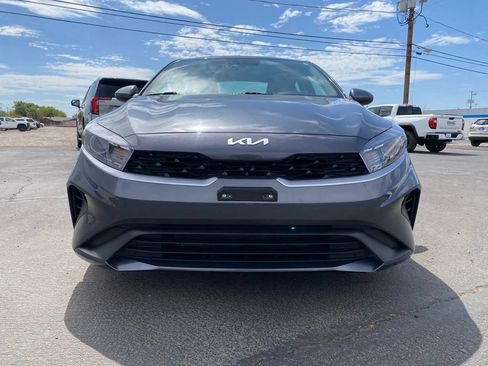 Used 2024 Kia Forte LXS FWD image 11