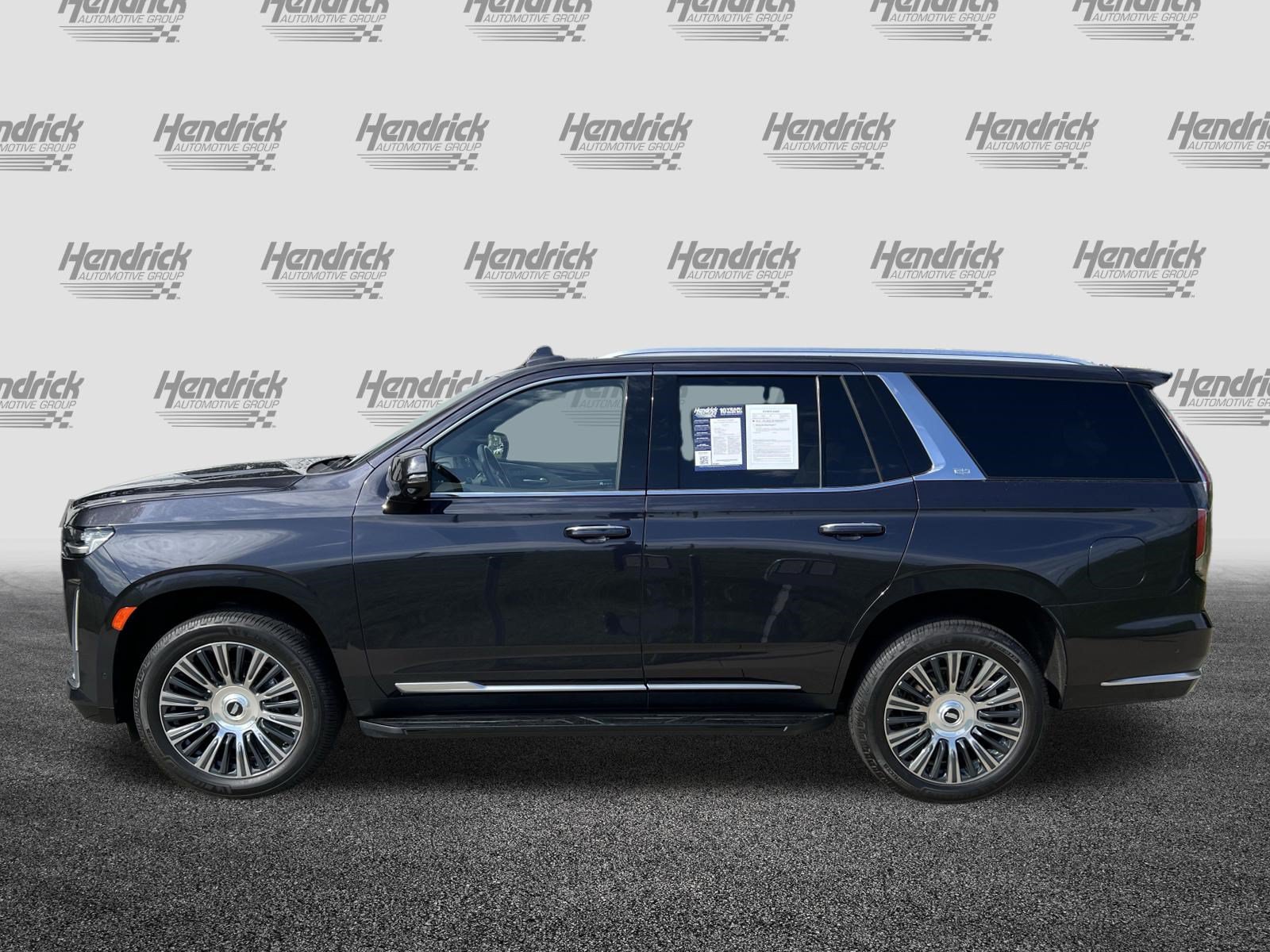 Used 2023 Cadillac Escalade Premium Luxury w/ LPO, Illumination Package AWD/4WD image 6