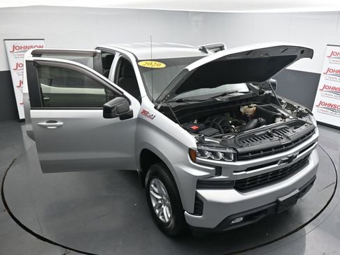 Used 2020 Chevrolet Silverado 1500 RST AWD/4WD image 42