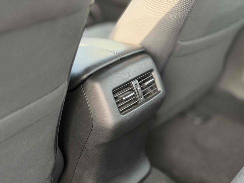 Used 2016 Honda Accord EX image 19
