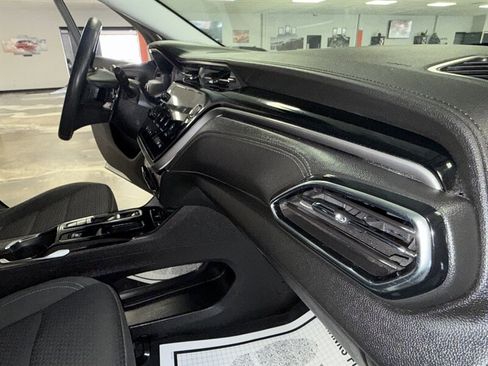 Used 2023 Chevrolet Bolt EUV LT image 20