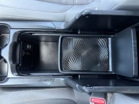 Used 2018 Honda CR-V LX image 24