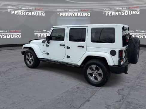 Used 2016 Jeep Wrangler Unlimited Sahara w/ Connectivity Group AWD/4WD image 6