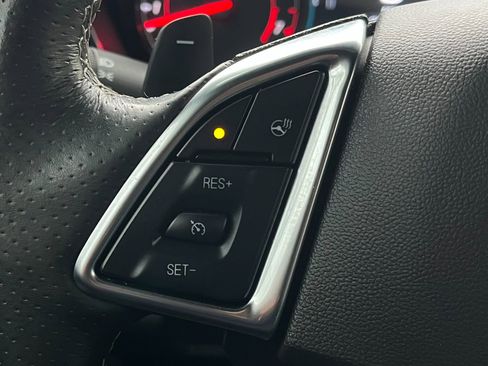 Used 2018 Chevrolet Camaro SS image 29