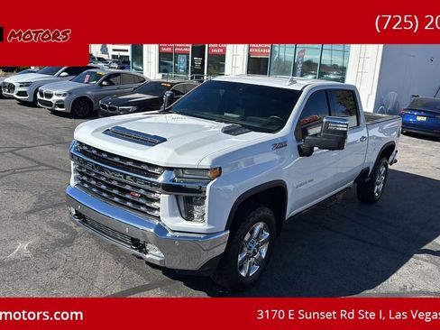 Used 2020 Chevrolet Silverado 2500 LTZ w/ LTZ Premium Package image 2