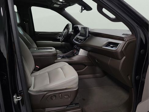 Used 2022 Chevrolet Tahoe Z71 AWD/4WD image 14