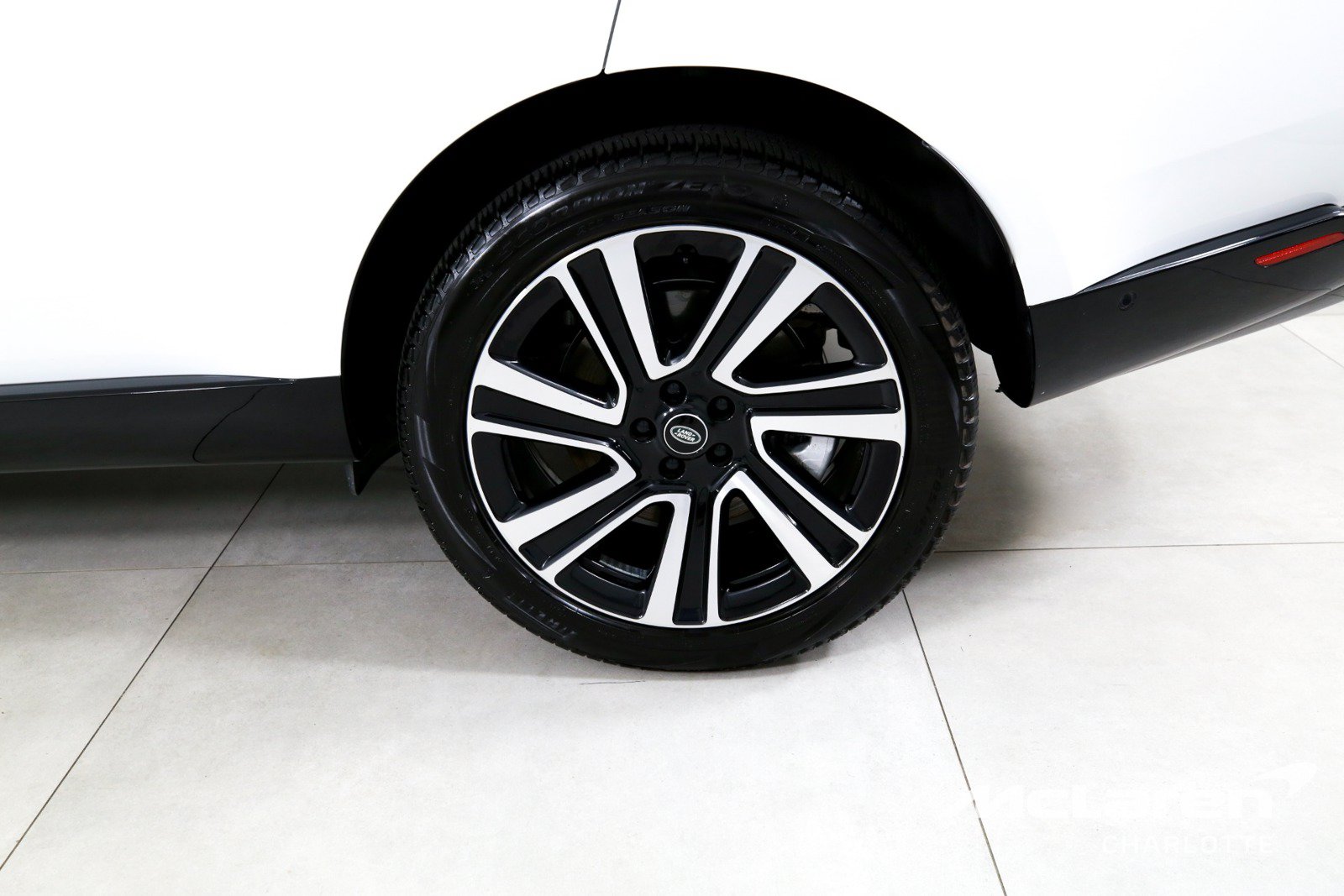 Used 2023 Land Rover Range Rover SE AWD/4WD image 38