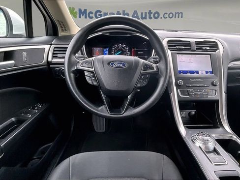 Used 2020 Ford Fusion SE AWD/4WD image 10