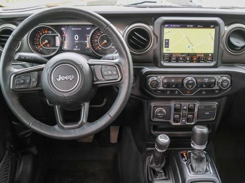 Used 2023 Jeep Gladiator Sport AWD/4WD image 18