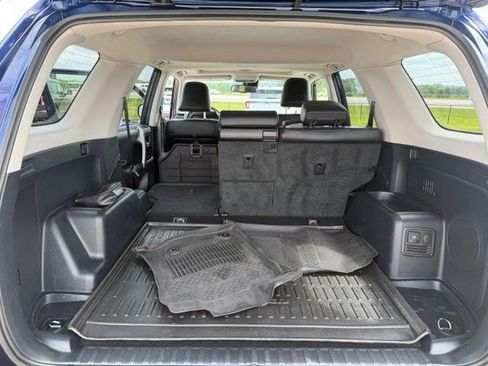Used 2023 Toyota 4Runner Limited AWD/4WD image 37