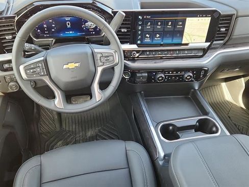 New 2026 Chevrolet Silverado 3500 LTZ w/ LTZ Premium Package AWD/4WD image 10