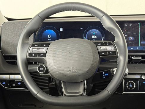 Used 2025 Hyundai Ioniq 5 SEL RWD image 33