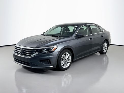 Used 2020 Volkswagen Passat 2.0T SE FWD image 4