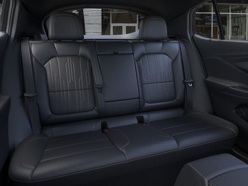 New 2026 Buick Envista Avenir FWD image 17