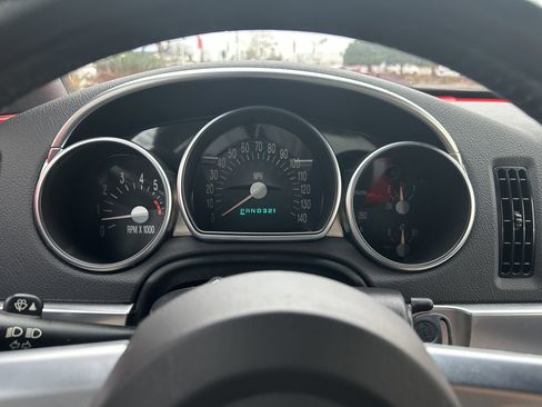 Used 2003 Chevrolet SSR w/ Preferred Equipment Group image 21