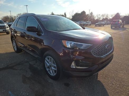 Used 2023 Ford Edge SEL w/ Convenience Package image 6