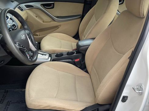 Used 2013 Hyundai Elantra GLS w/ Preferred Pkg FWD image 12