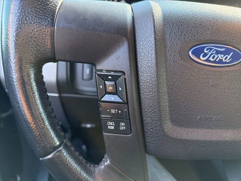 Used 2017 Ford Expedition EL XLT image 12