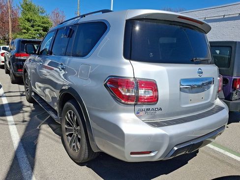 Used 2020 Nissan Armada SL w/ Premium Package image 3