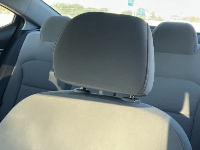 Used 2018 Hyundai Elantra SEL FWD image 25