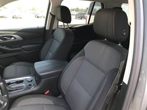 Used 2018 Chevrolet Traverse LT AWD/4WD image 4