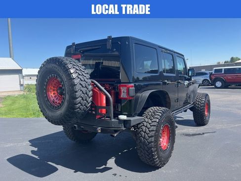 Used 2016 Jeep Wrangler Unlimited Rubicon AWD/4WD image 4