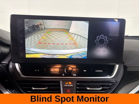 Used 2024 Nissan Altima 2.5 SR w/ SR Premium Package FWD image 19