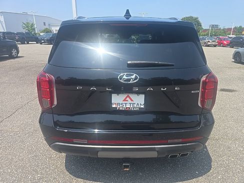 Used 2023 Hyundai Palisade Limited w/ Cargo Package AWD/4WD image 6