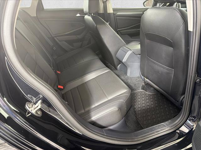 Used 2024 Volkswagen Jetta SE FWD image 15