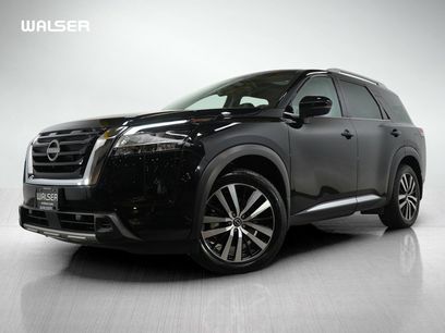 Used 2023 Nissan Pathfinder Platinum