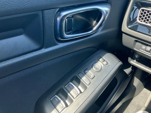 Certified 2024 Honda Civic Sport image 36