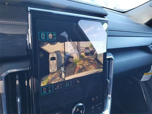 New 2026 GMC Acadia Elevation image 22