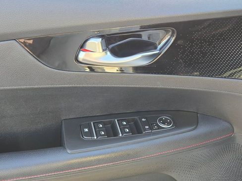 Used 2022 Kia Forte GT w/ GT2 Package image 17