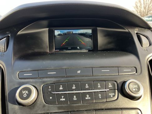 Used 2018 Ford Focus SE image 21