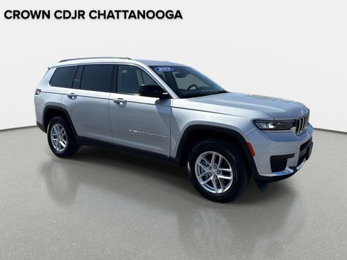 Certified 2023 Jeep Grand Cherokee L Laredo w/ Trailer Tow Group (B) AWD/4WD image 2