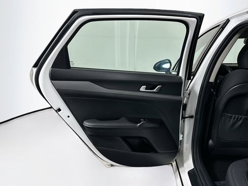 Used 2025 Kia K5 LXS image 25