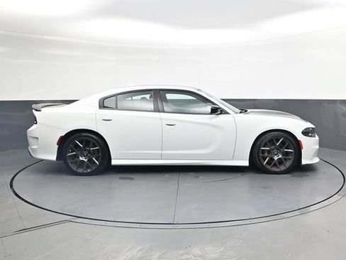 Used 2019 Dodge Charger Scat Pack w/ Plus Group RWD image 3