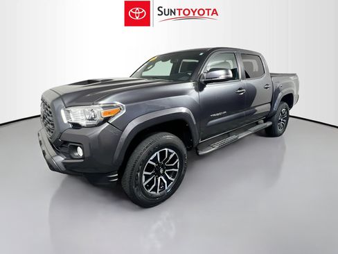 Used 2021 Toyota Tacoma TRD Sport image 9