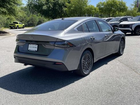 New 2026 Nissan Sentra SV w/ SV Convenience Package FWD image 6