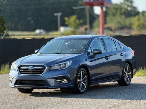 Used 2018 Subaru Legacy 3.6R Limited AWD/4WD image 6